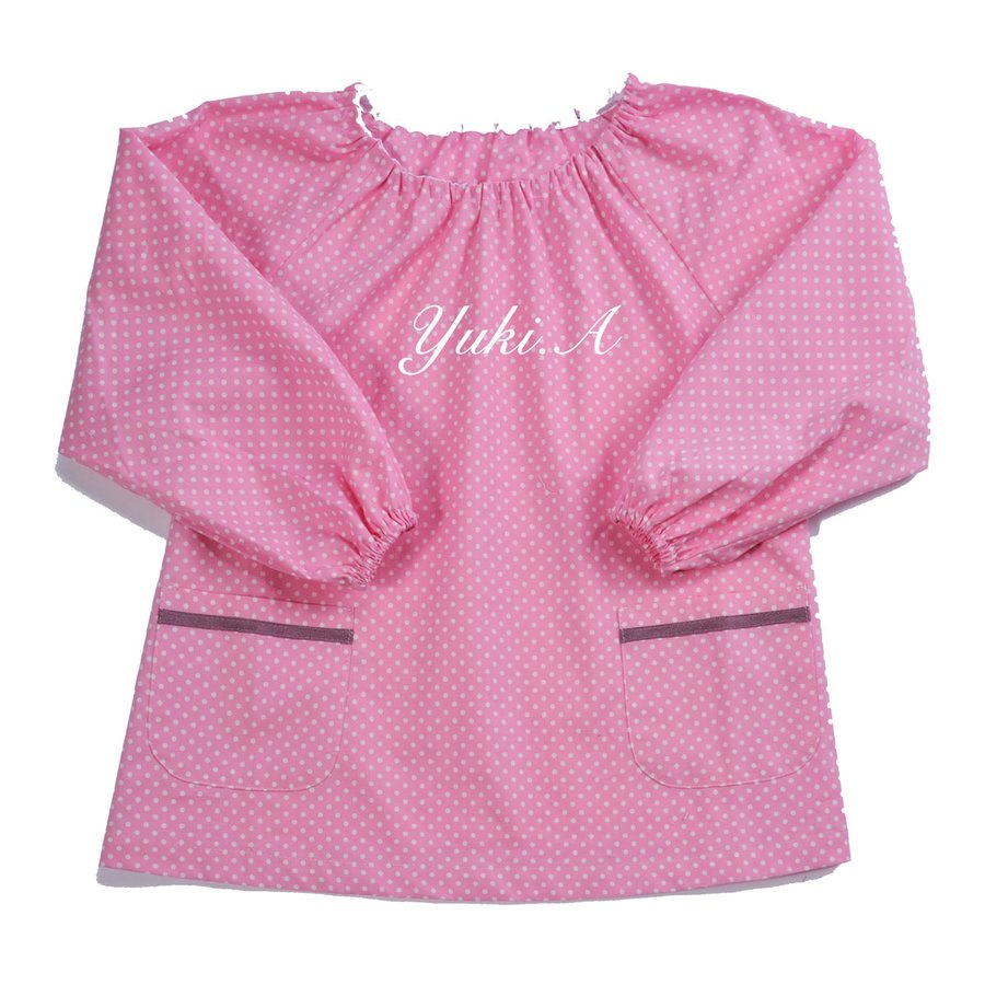 名入れ ドット柄スモック 刺繍