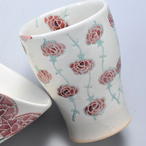 名入れ 波佐見焼 カーネーション湯呑み&茶碗セット