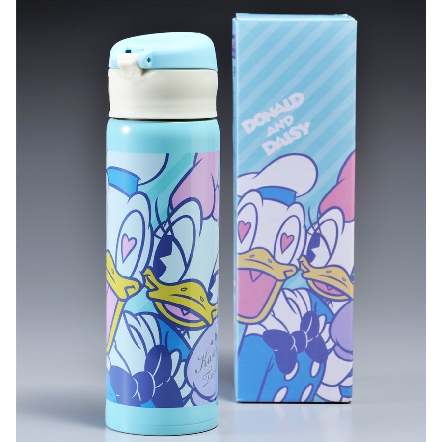 【在庫限り】 名入れ ディズニー ドナルド&デイジー 軽量ワンタッチボトル500mL