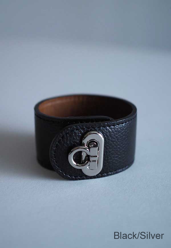 ANIECA レザーバングル　ブラック&シルバー レザーバングル2 | SALE ITEM 【2026/1/1 0:00～/1/5 9:59まで開催