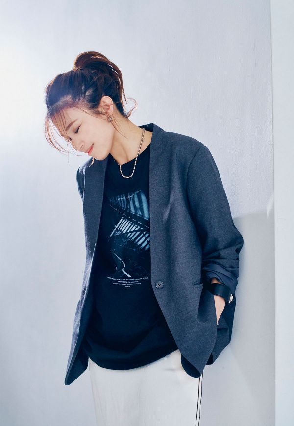 アニオナ AGNONA ネイビー ノーカラーロングジャケット アニオナ AGNONA ネイビー ノーカラーロングジャケット アニオナ