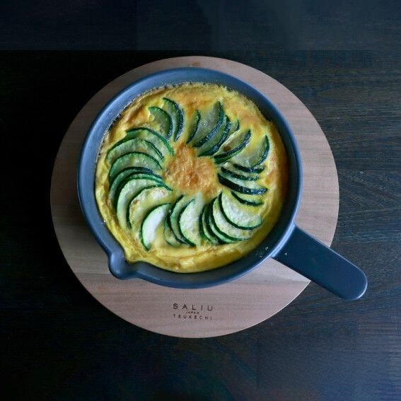 急須と急須のセット、陶器の鍋とフライパン、絵付け皿 SALIU 】The chef フライパン S 直火・オーブン対応/耐火陶器