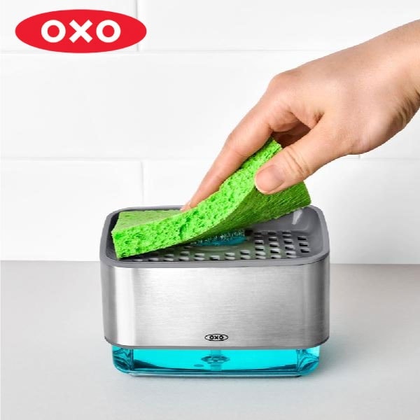 スポンジ置き【 スポンジホルダー ソープディスペンサー付 】OXO オクソー スポンジ 洗剤入れ 詰め替えボトル スポンジ置き ディスペンサー スポンジ入れ スポンジトレー 水切りトレー スポンジラック シンク 食器用洗剤 キッチン収納 台所用品 12246400 YYT