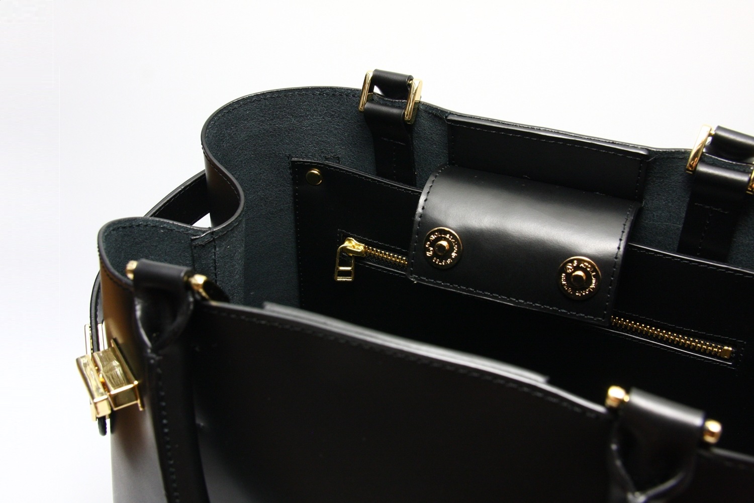 LEATHER HANDBAG　BOR_0010_BK　COLOR: BLACK