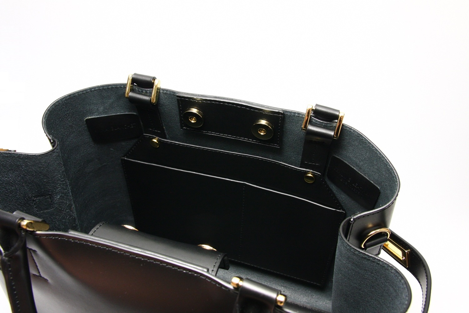 LEATHER HANDBAG　BOR_0010_BK　COLOR: BLACK