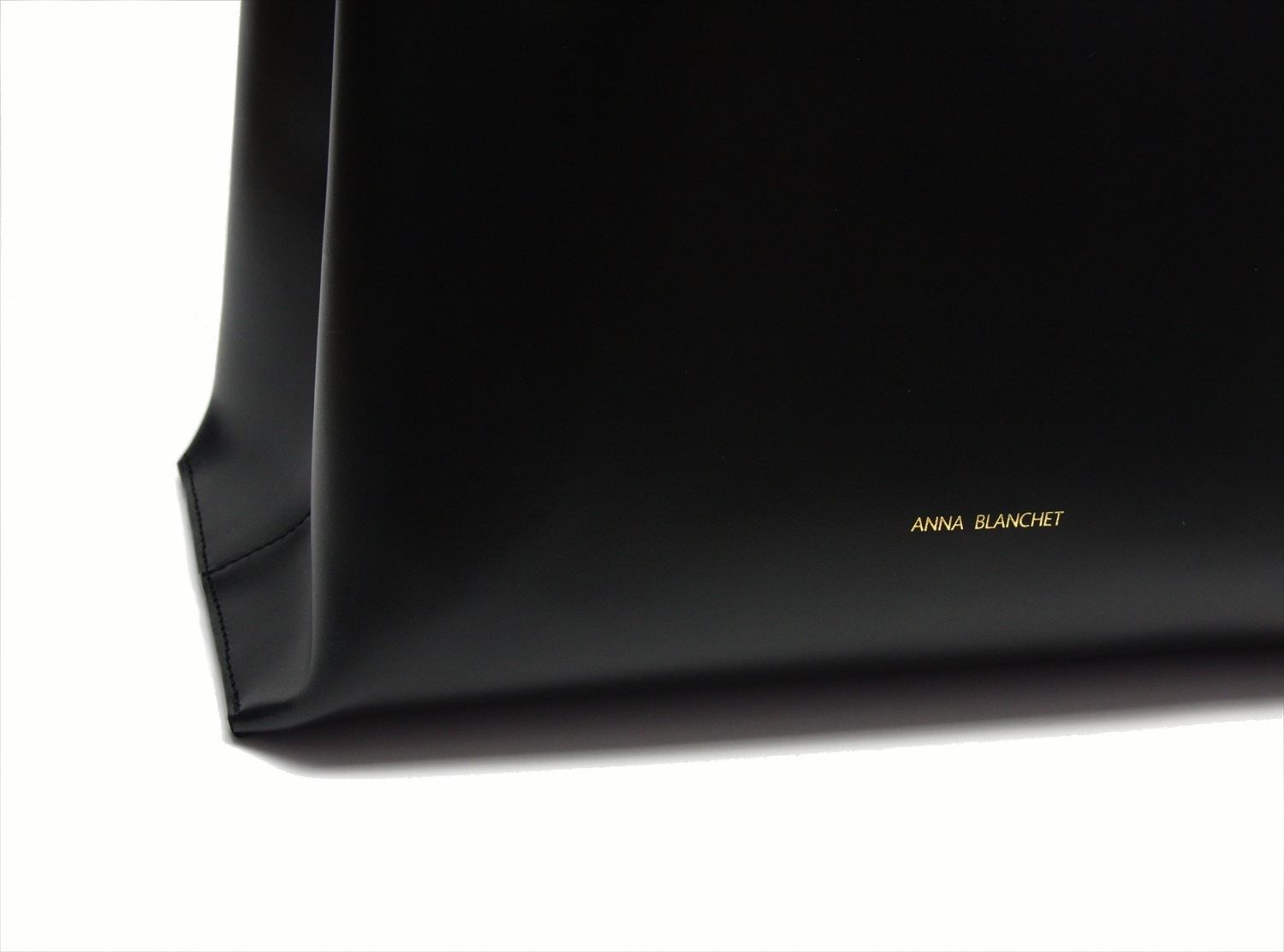 LEATHER HANDBAG　BOR_0010_BK　COLOR: BLACK