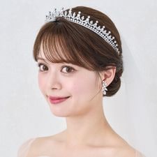 ブライダルアクセサリーならANNAN WEDDING