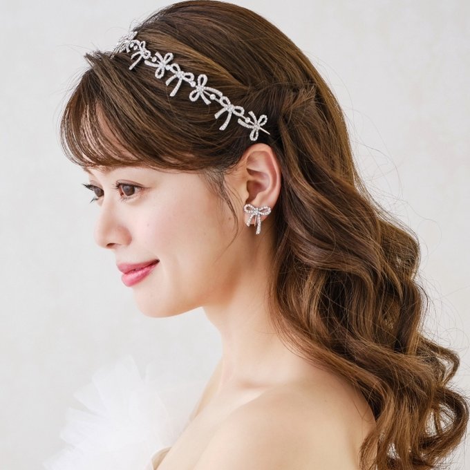 【ANNAN WEDDING】ティアラ＆ピアスセット ブライダルアクセサリーのアンナンウェディング