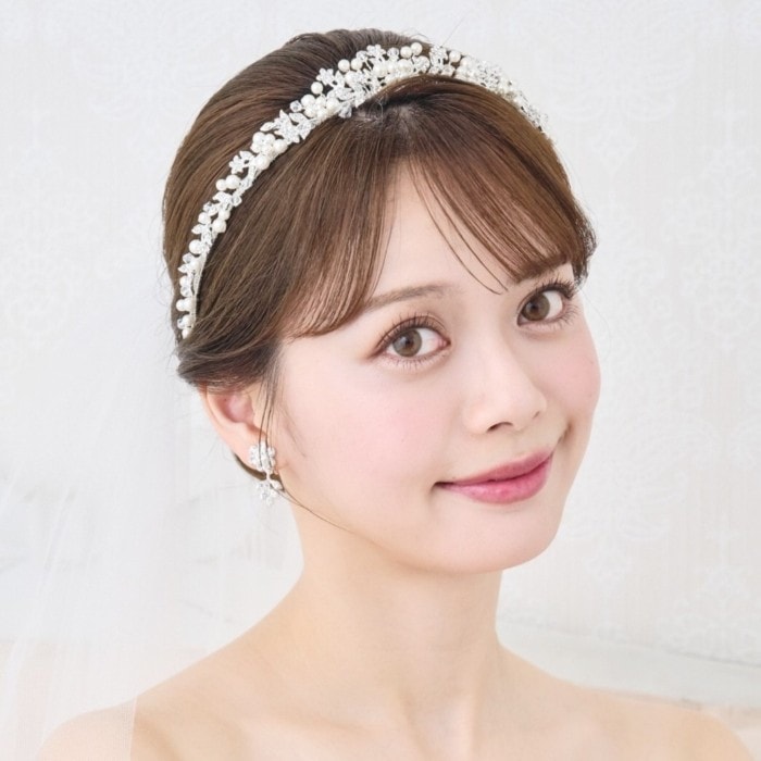 【5月２日まで】ANNAN WEDDING ティアラT39（一度のみ使用） ブライダルアクセサリーのアンナンウェディング