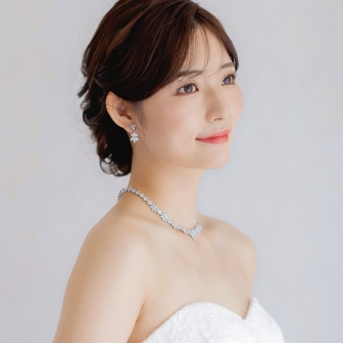 Anne  ネックレスとイヤリングセット ブライダルアクセサリーのアンナンウェディング