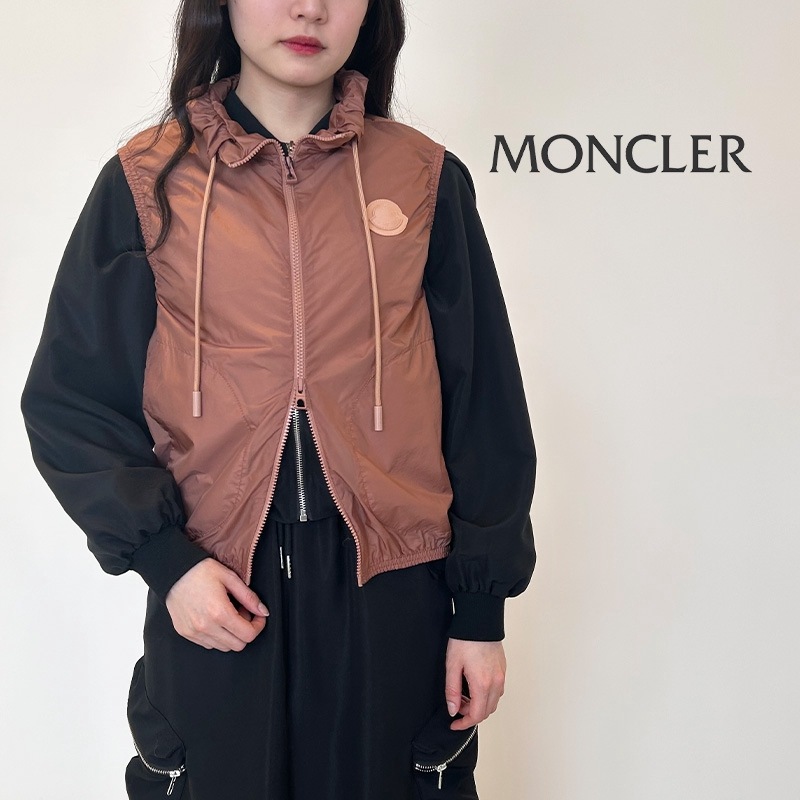 【MONCLER　モンクレール】正規販売店　ベスト　