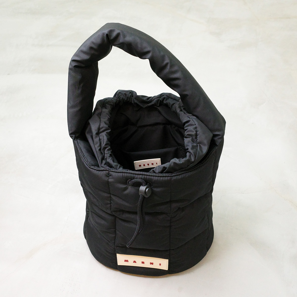 【MARNI マルニ】バッグ 　