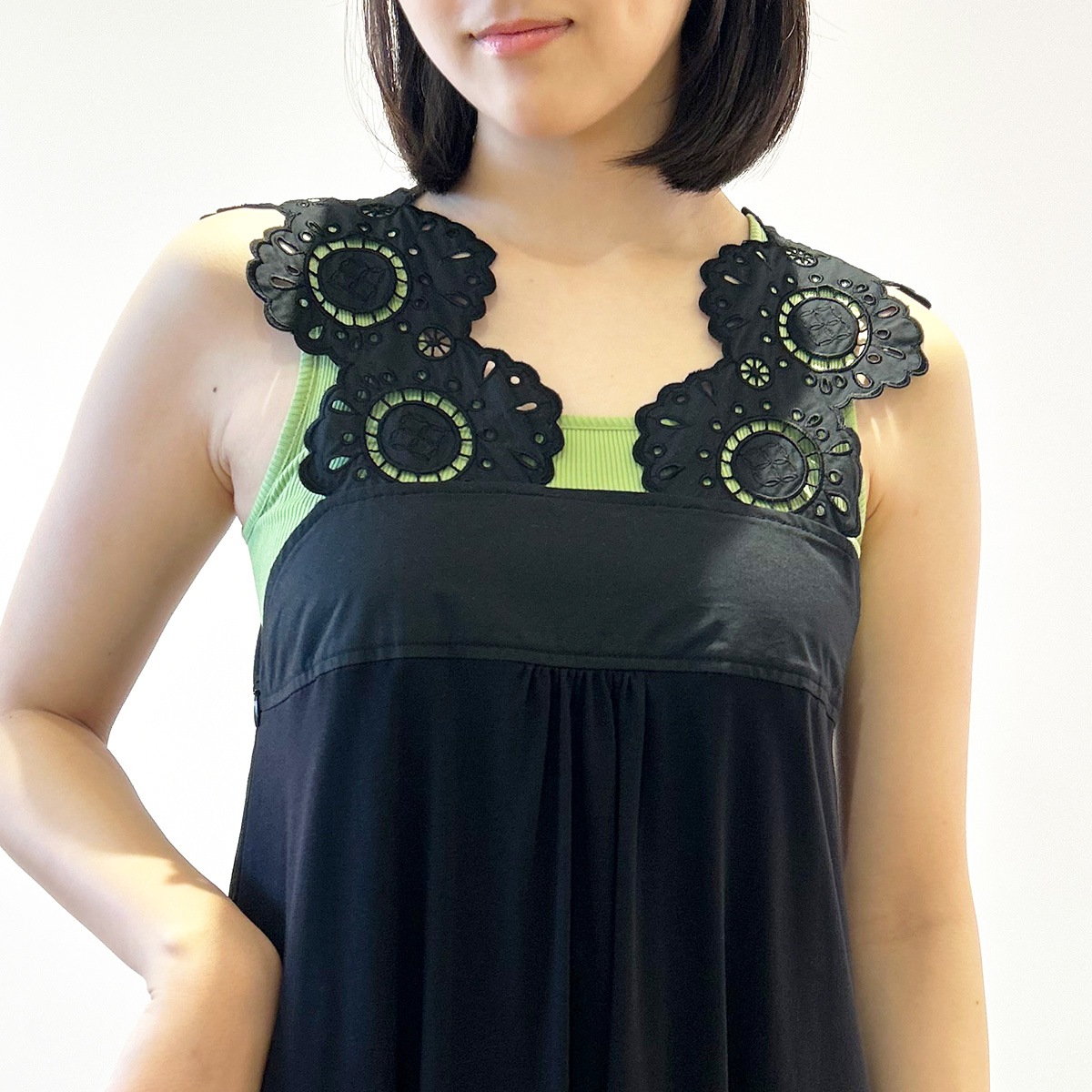 ジェーンマープル ロゴエンブロイダリーカラーのレジメンOP ネイビー