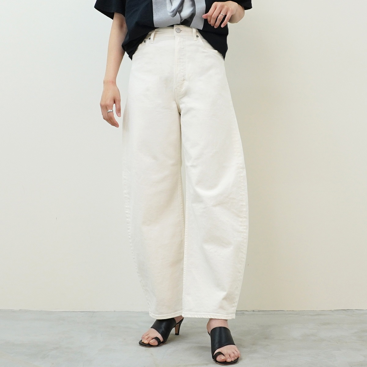 YANUK カープLAURAデニム 24インチ 再値下げです！ 楽天市場】2025新作 ヤヌーク YANUK ローラ LAURA カーブ