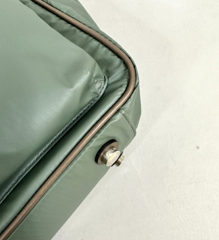 【Felisi フェリージ】バッグ　