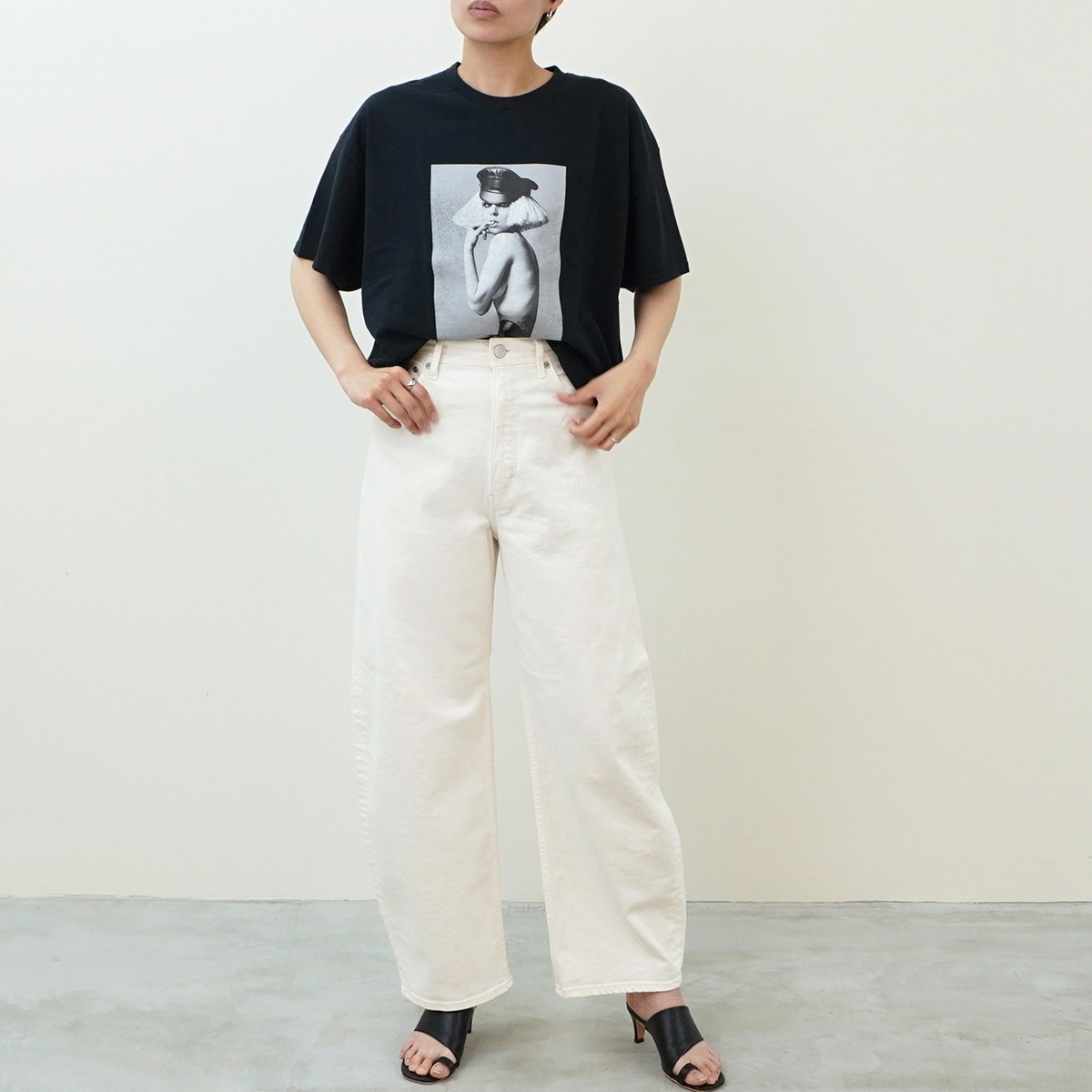 【LuvLEE ラヴリー】Tシャツ