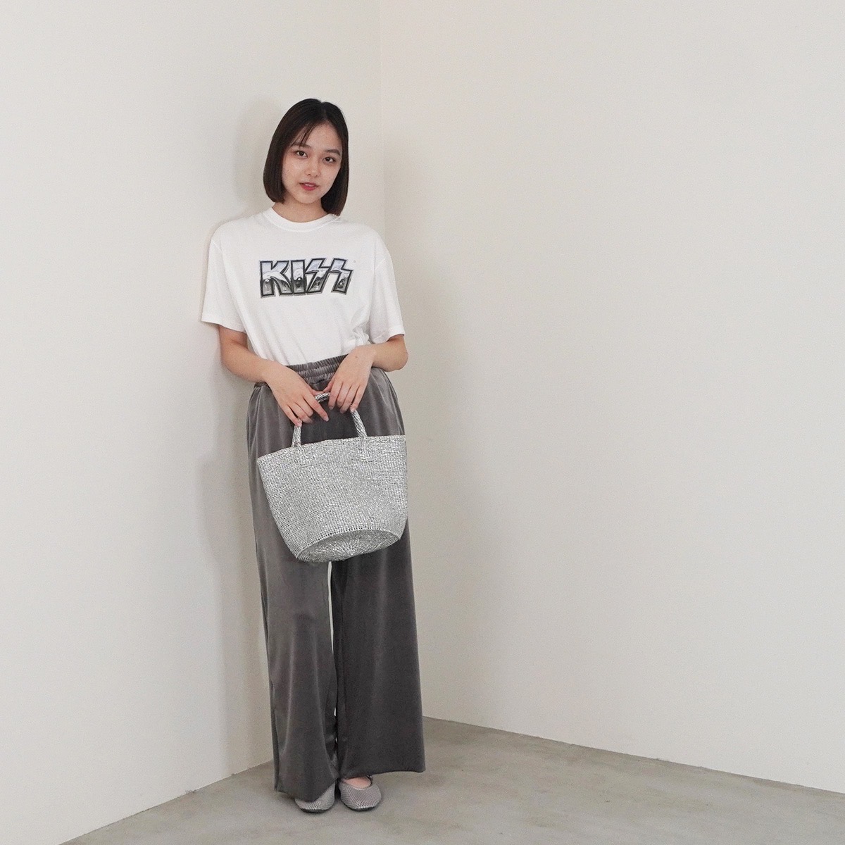 【LuvLEE ラヴリー】Tシャツ