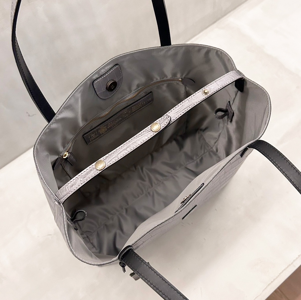 【Felisi フェリージ】バッグ　