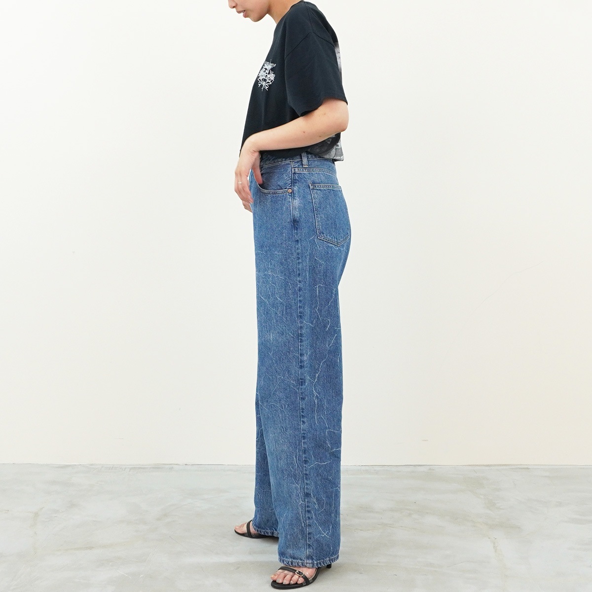 美品☆JOE'S ダメージデニム☆ヤヌークレッドカード 美品☆JOE´S ダメージデニム☆ヤヌークレッドカード