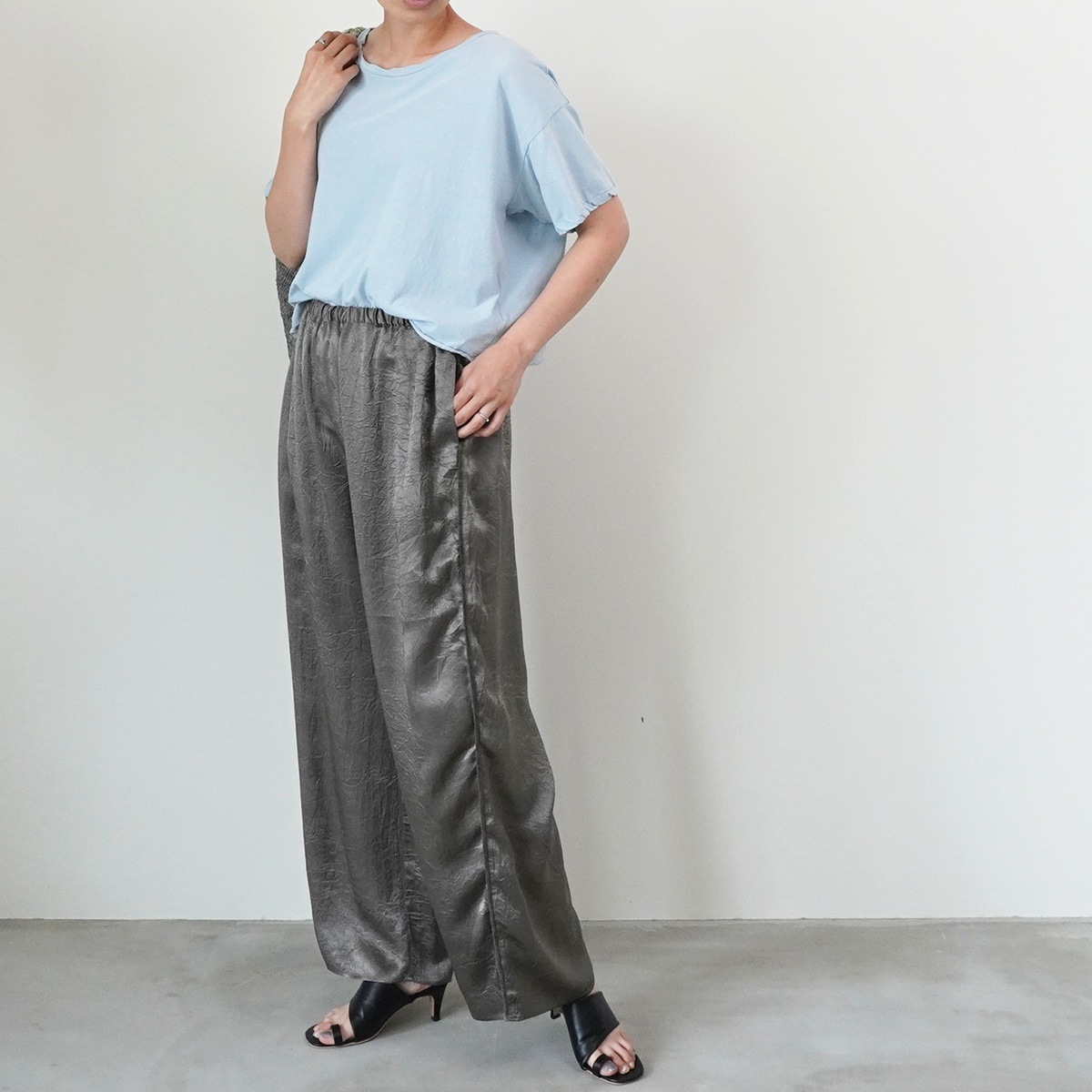 【GREY CHORD グレーコード】 トップス 