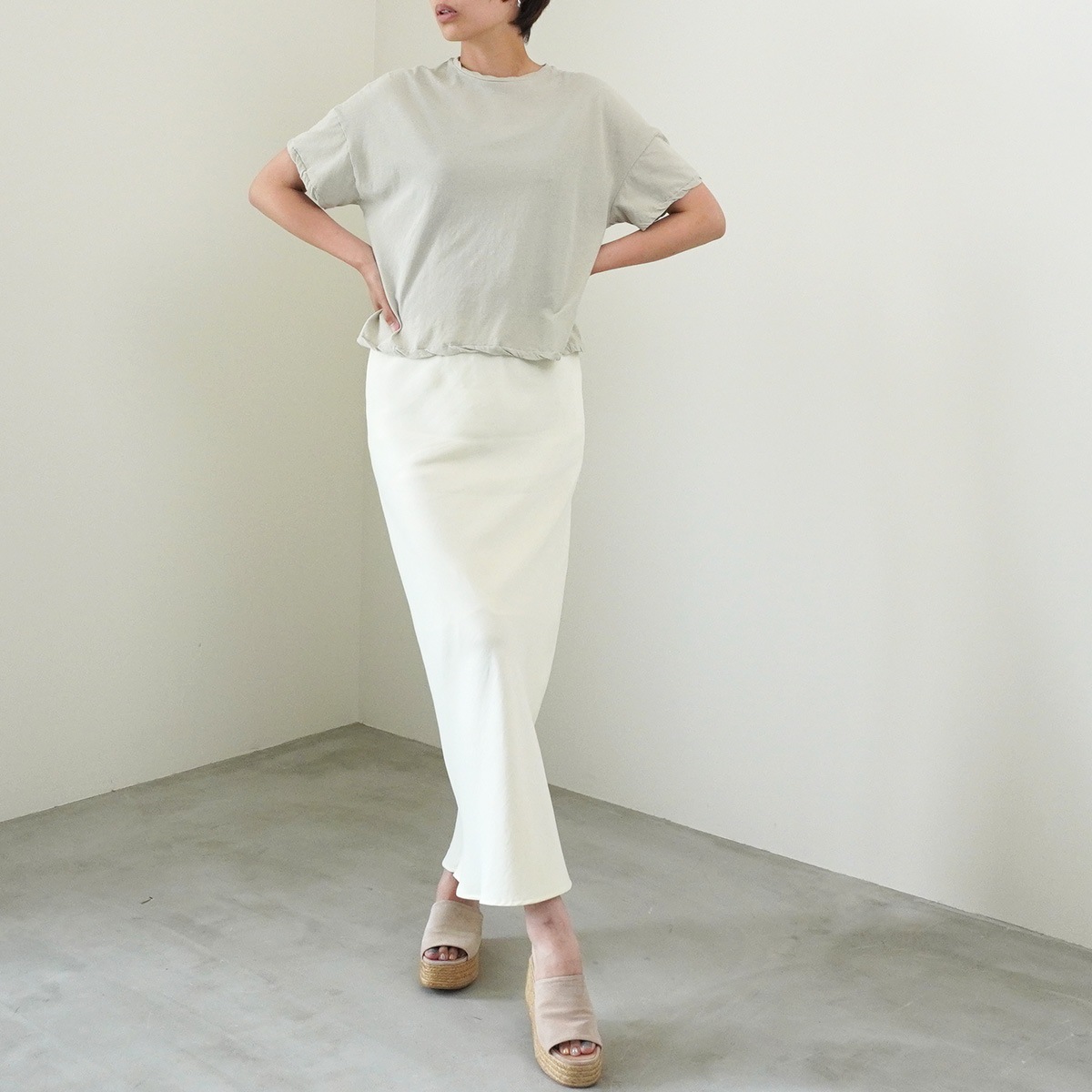 【GREY CHORD グレーコード】 トップス