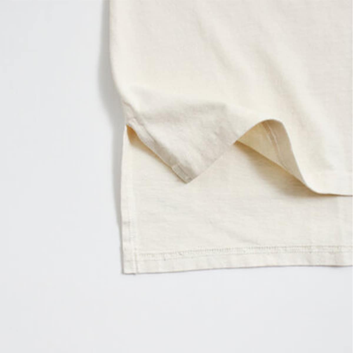 【upper hights アッパーハイツ】Tシャツ