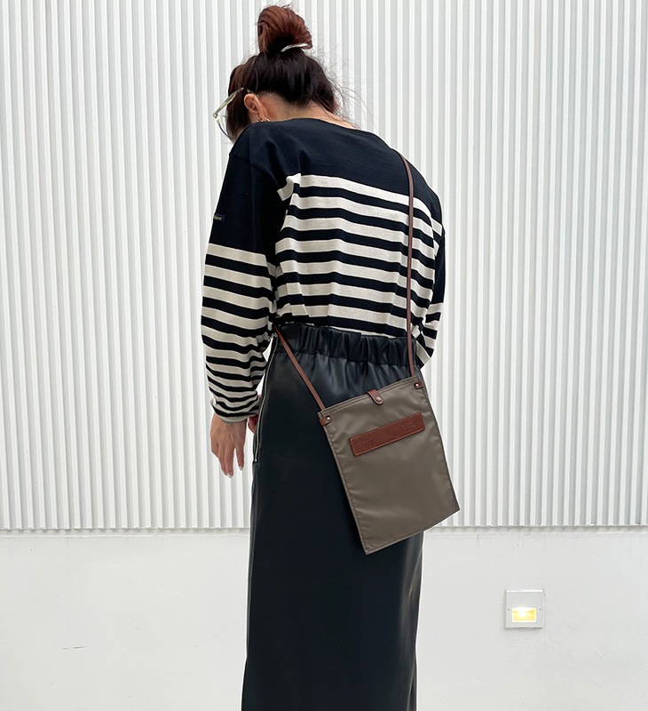 【Felisi フェリージ】バッグ