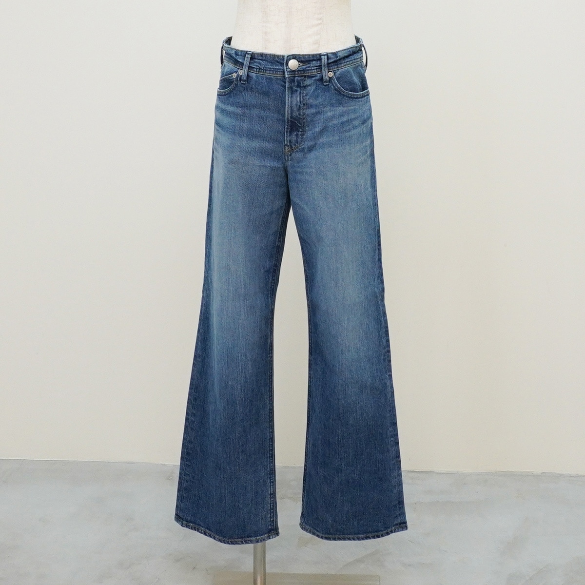 YANUK ヤヌーク】デニム GINA の通販｜正規取扱店 ANNE onlinestore
