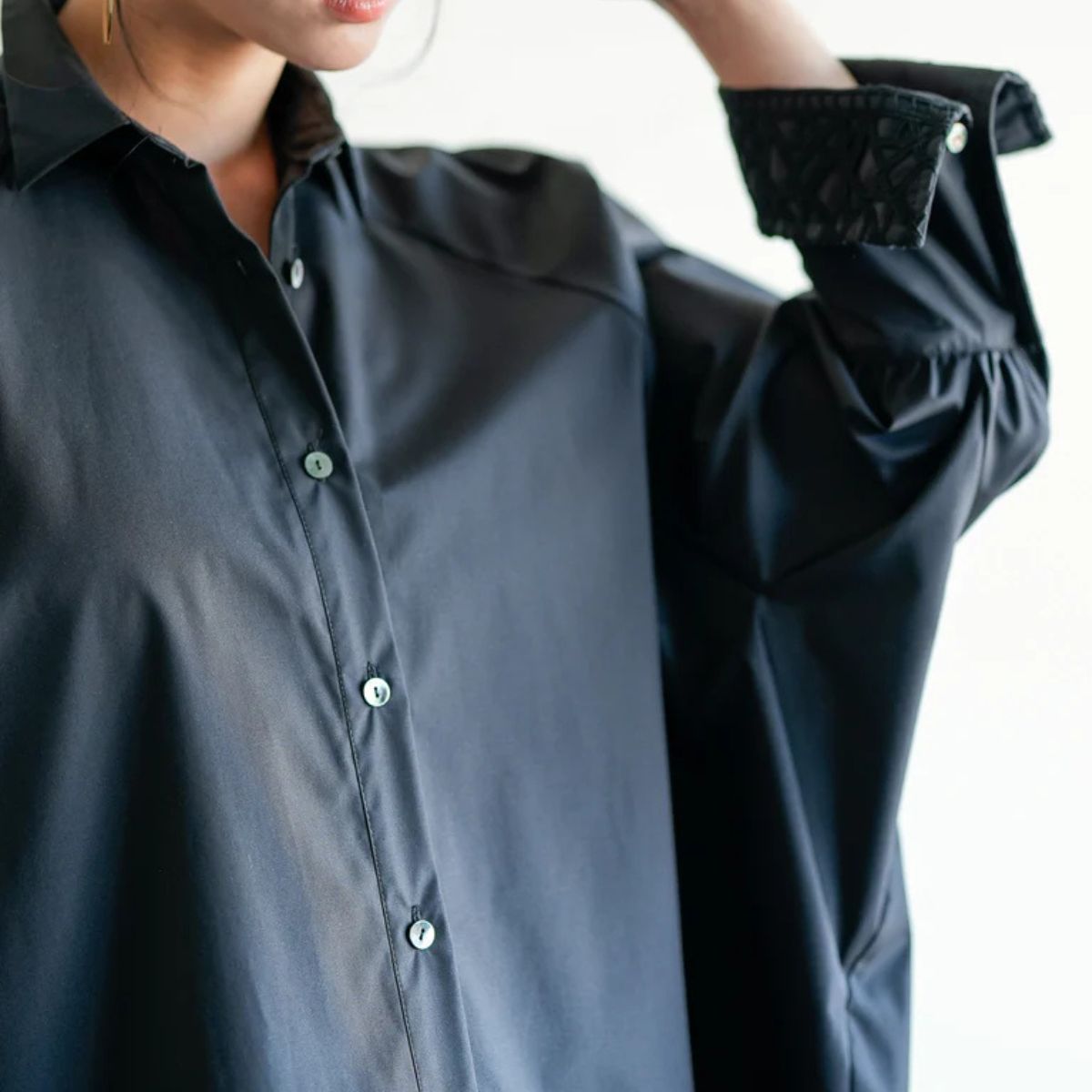 【LalliaMu ラリアムー】レースカフチュニック