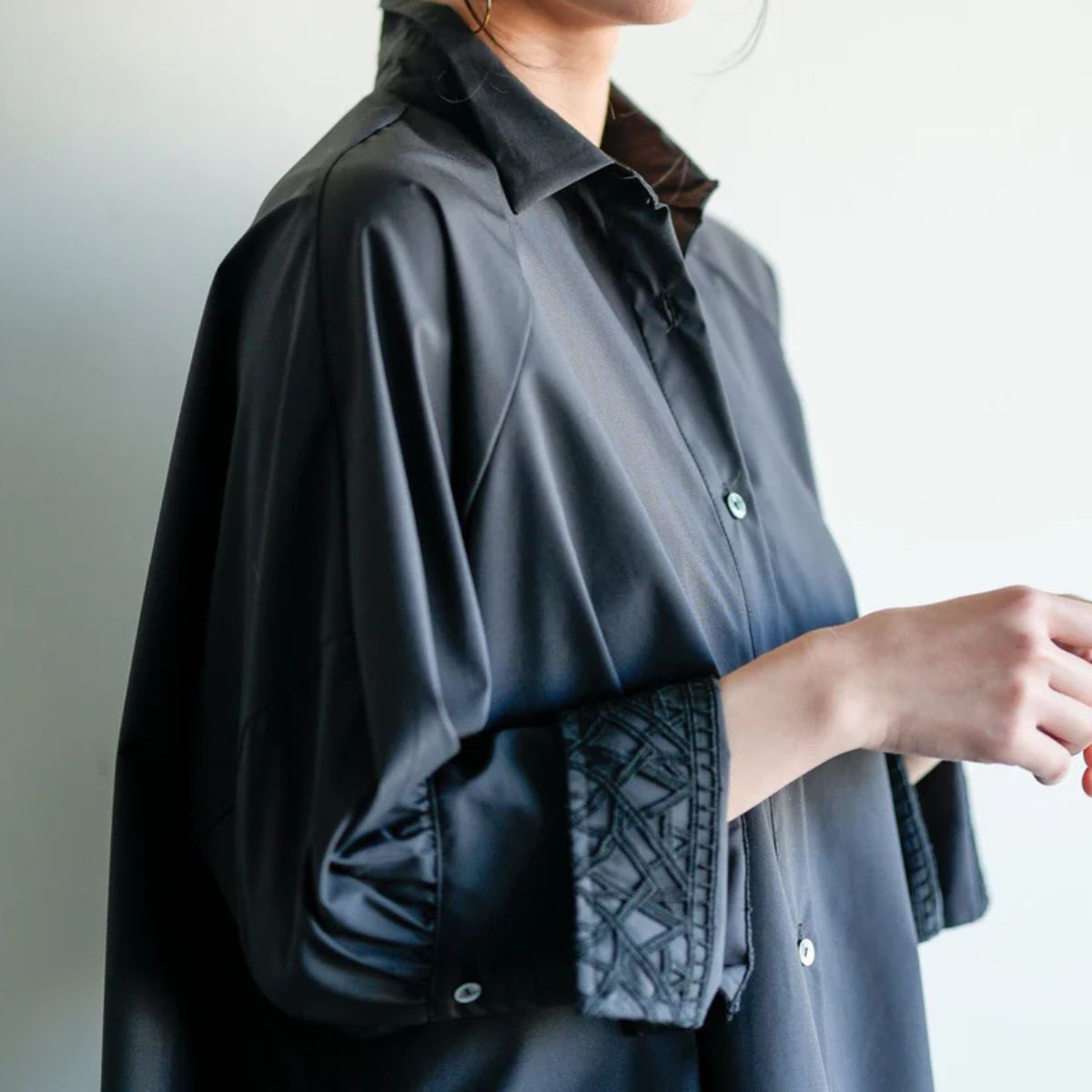 【LalliaMu ラリアムー】レースカフチュニック