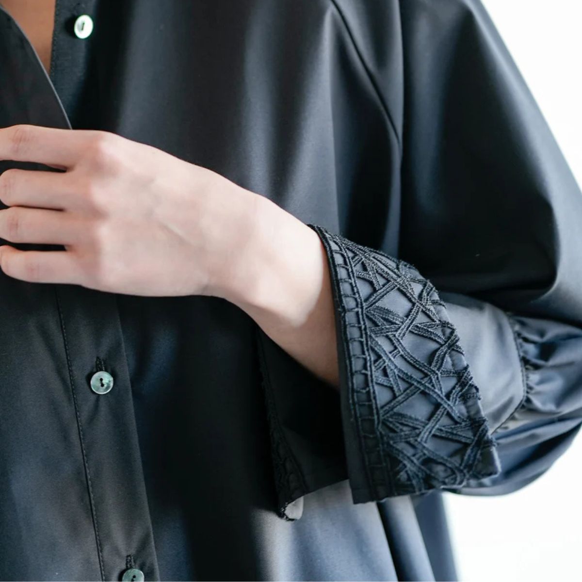 【LalliaMu ラリアムー】レースカフチュニック