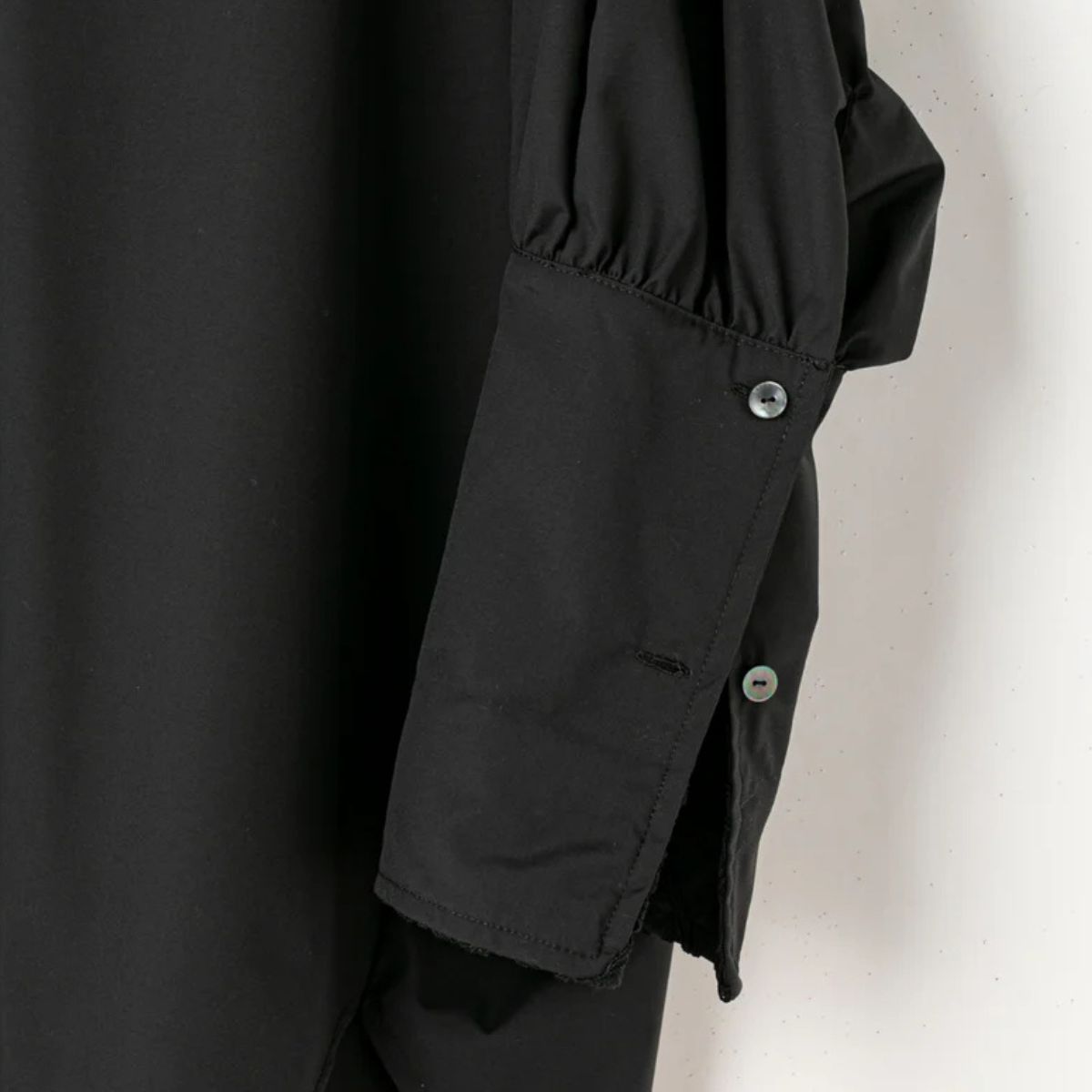 【LalliaMu ラリアムー】レースカフチュニック