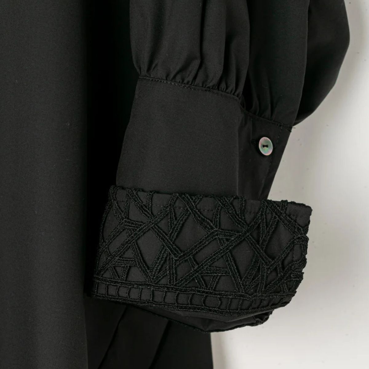 【LalliaMu ラリアムー】レースカフチュニック