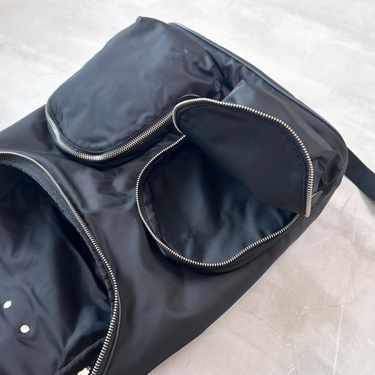 【Felisi フェリージ】バッグ