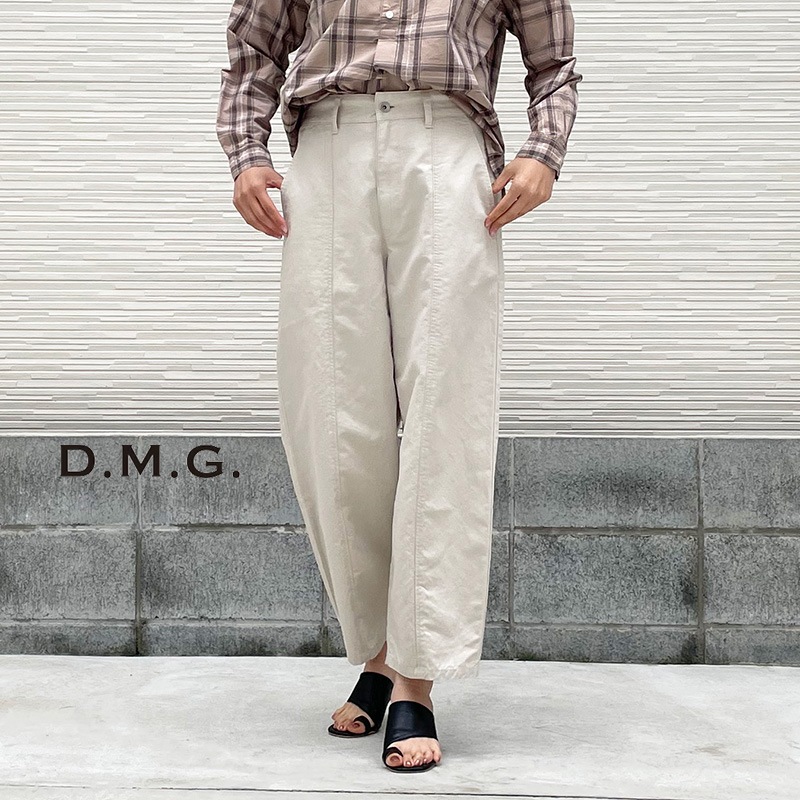 D.M.G / ディーエムジー] ウエポン シックレッグパンツ D.M.G / ディー