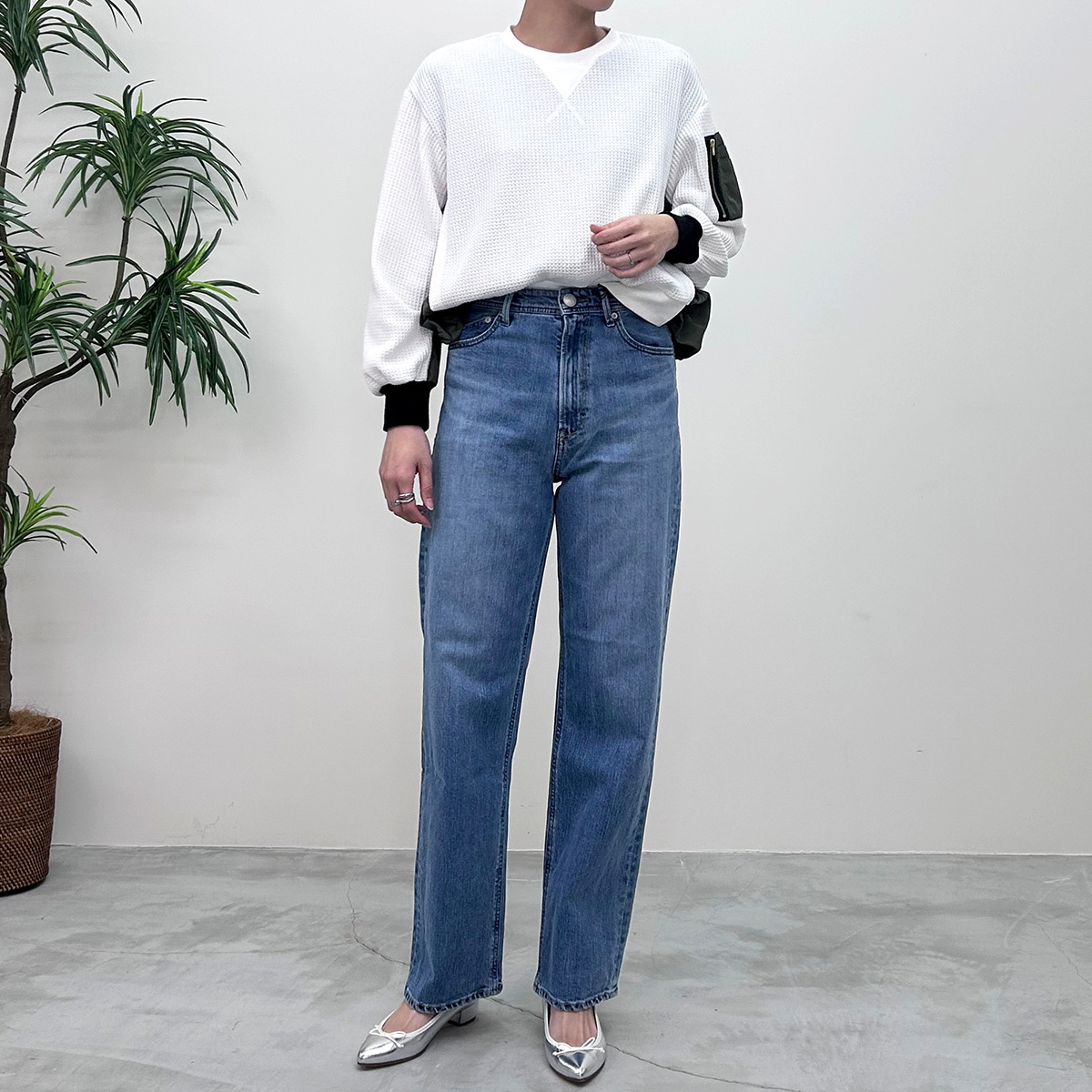 未使用級✨YANUK ヤヌーク ボーイズストレート LEA サイズ23 HBL YANUK ヤヌーク レア ボーイズストレート LEA (Boys Straight