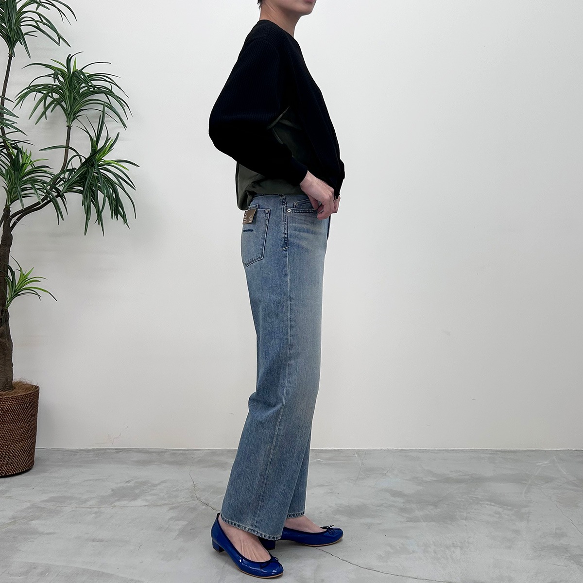 Low Rise Trick Denim ボーイズストレートLEA YANUK（ヤヌーク）の「Low Rise Trick Denim ボーイズストレート