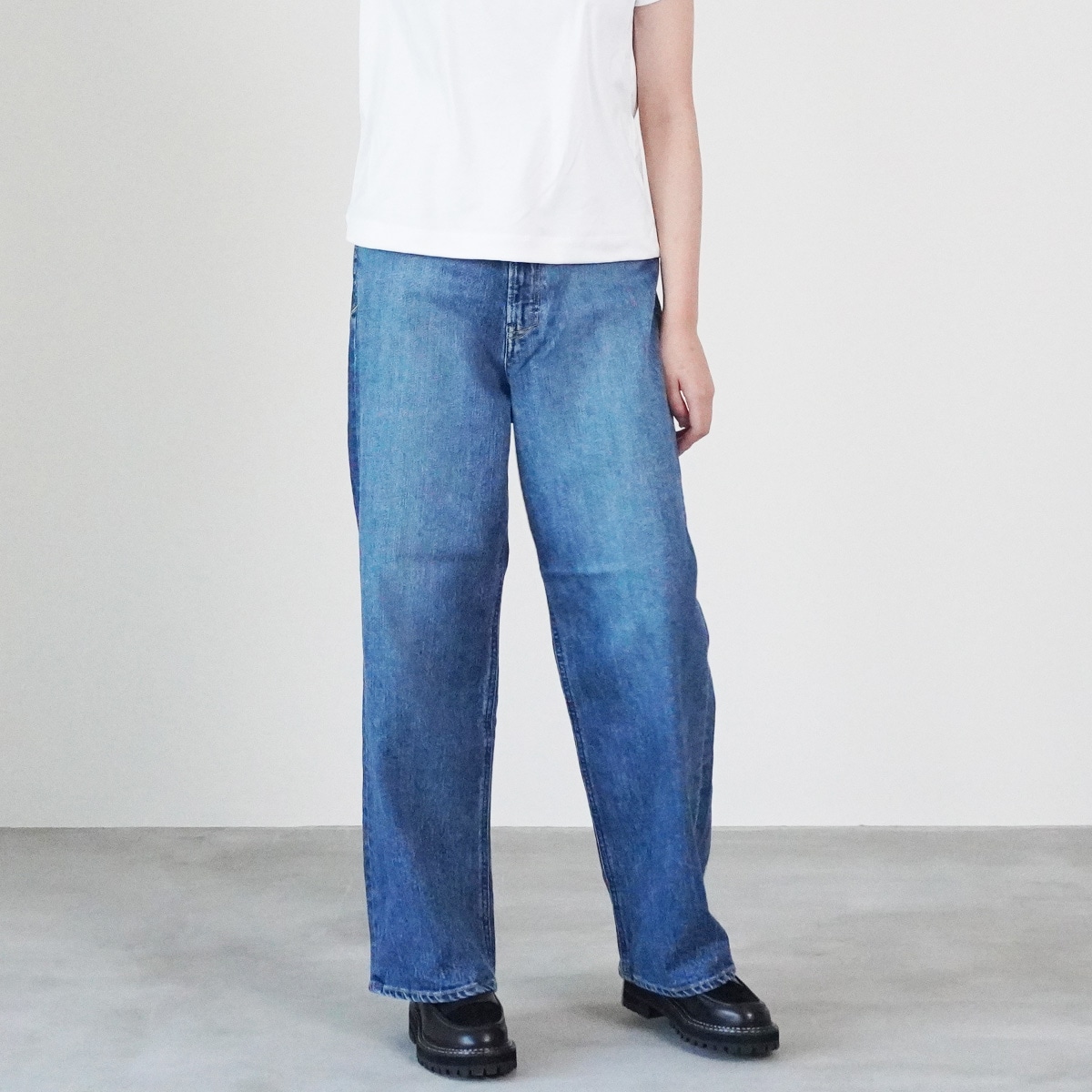 ヤヌーク　ルーズストレート\"JOAN\" ルーズストレート