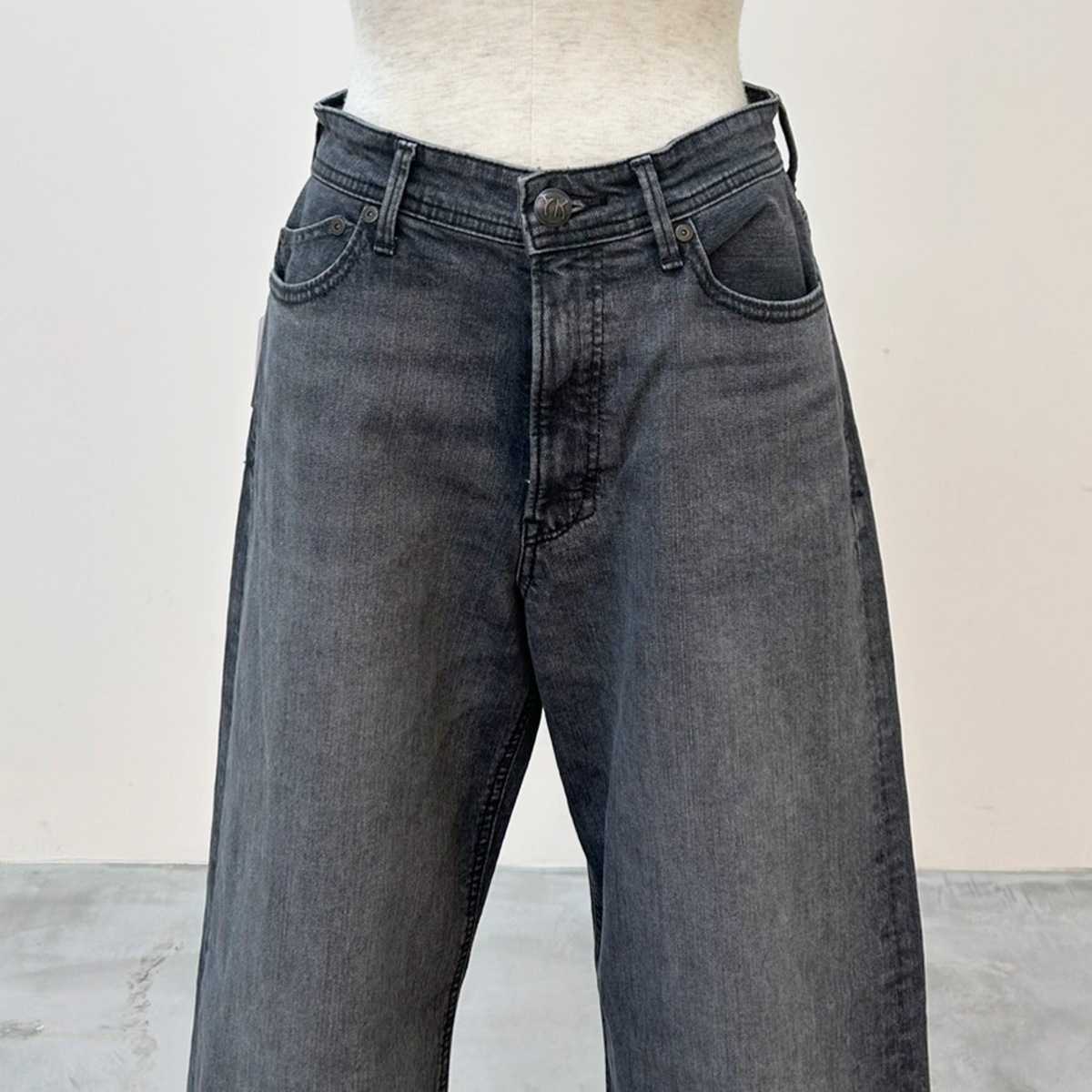 【YANUK ヤヌーク】ルーズバギー KATE