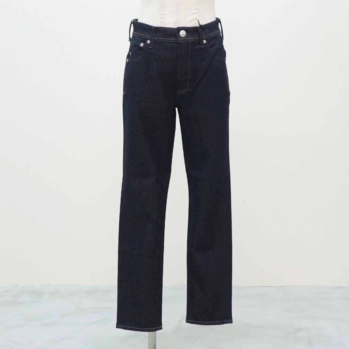 23年製未使用 ヤヌーク High Waist Ruth 21 スリムテーパード PREMIUM2スリムテーパード