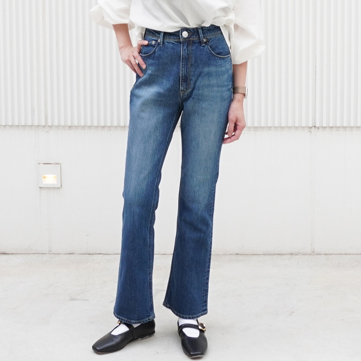 新品未使用 タグ付き✨️ YANUK ヤヌーク セミフレア インディゴ 濃紺 YANUK ヤヌーク】デニム セミフレア | ANNE onlinestore - アンネ松本