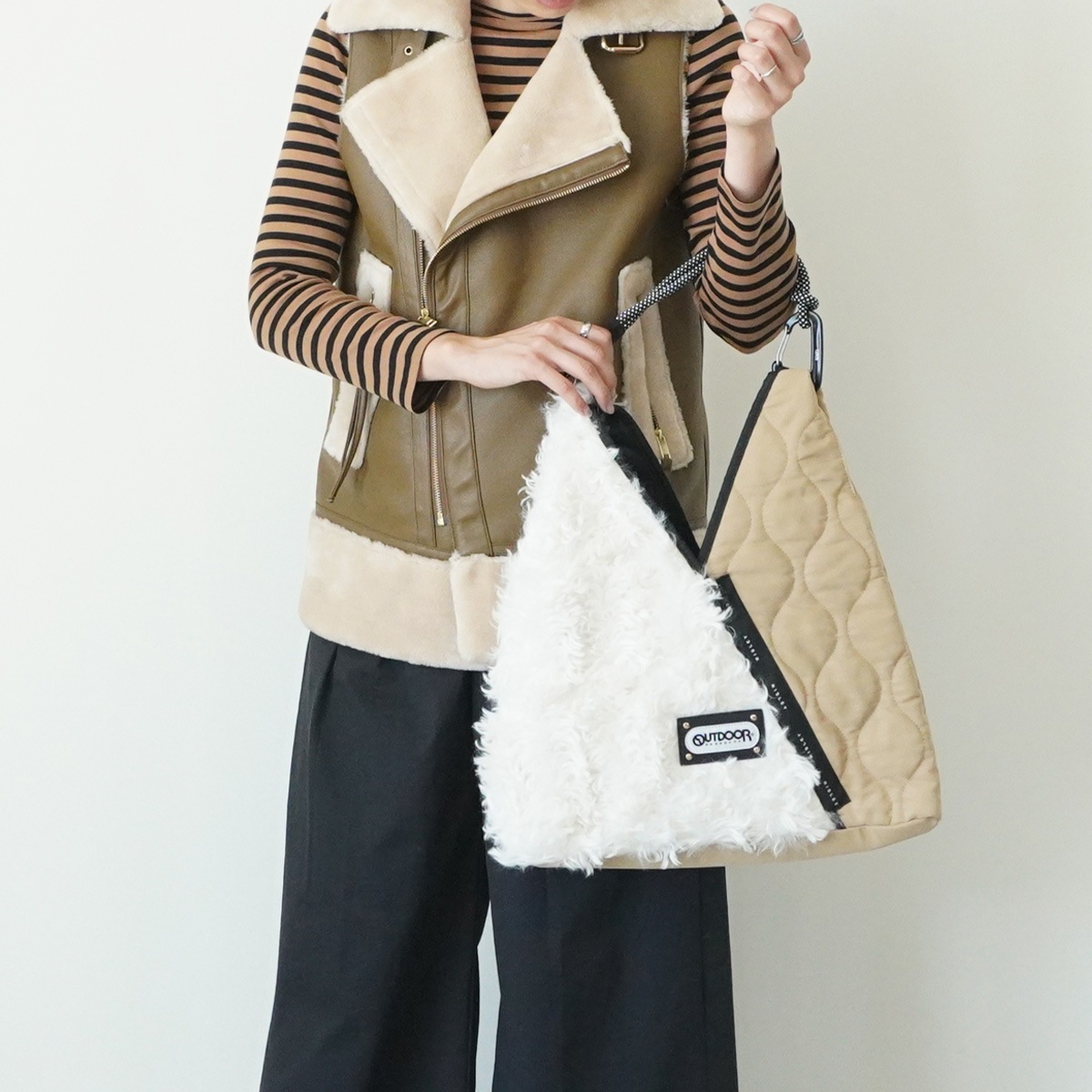 RISLEY OUTDOOR Bucket fur bag Look for Less: Grey Fur Bucket Bags
