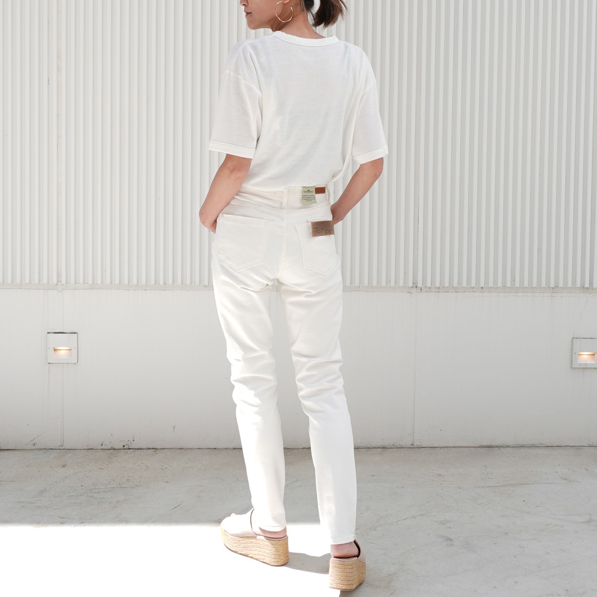 【YANUK ヤヌーク】Tシャツ