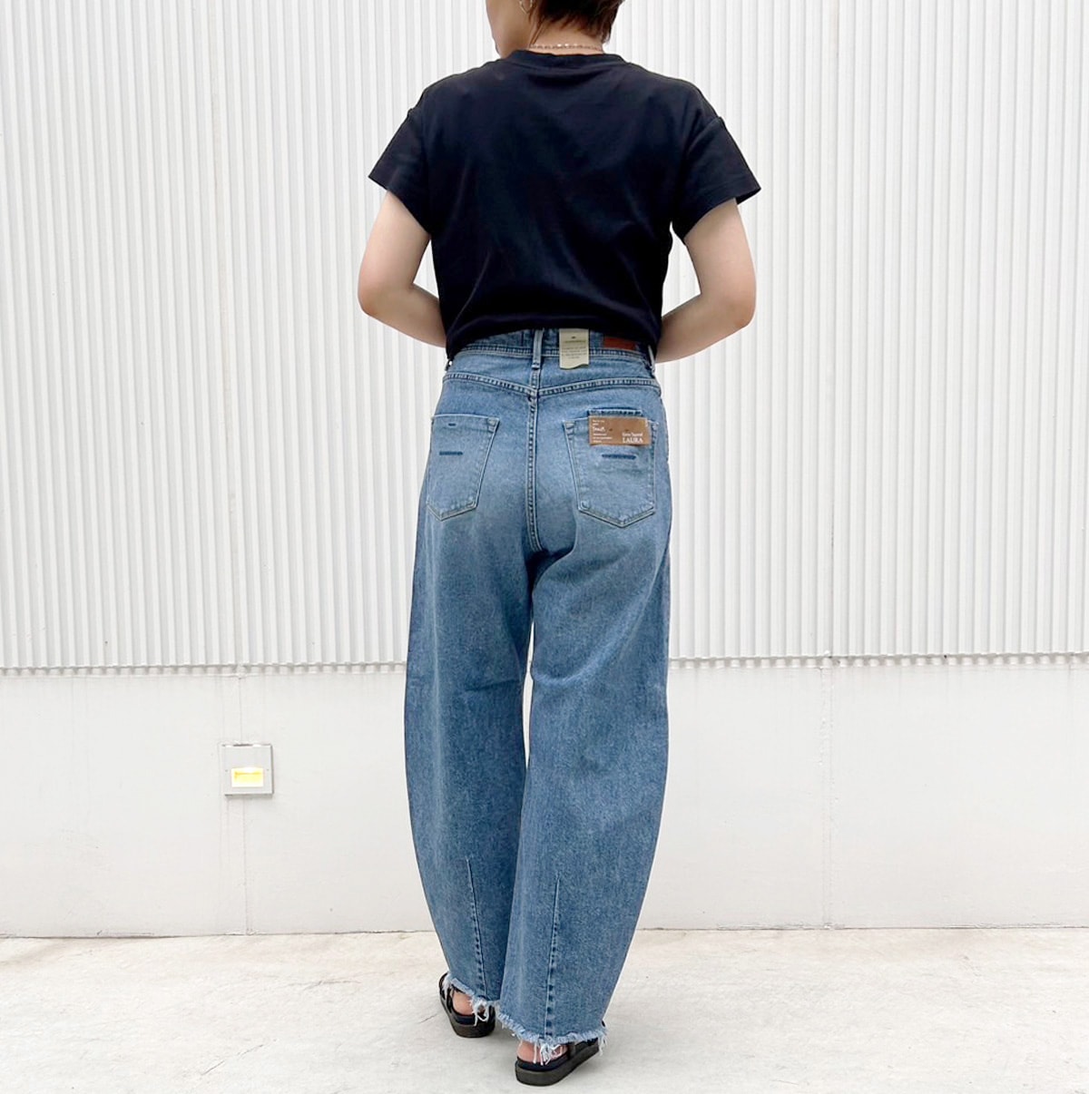 YANUK ヤヌーク】カーブテーパード 