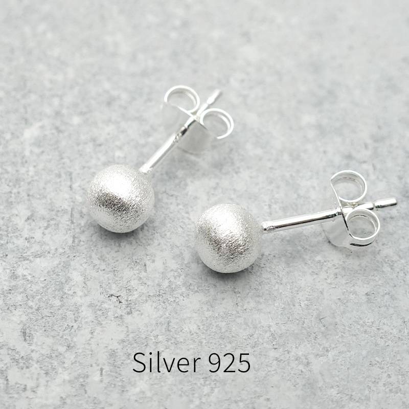 ピアス レディース シルバー925 マット ボール 金属アレルギー対応