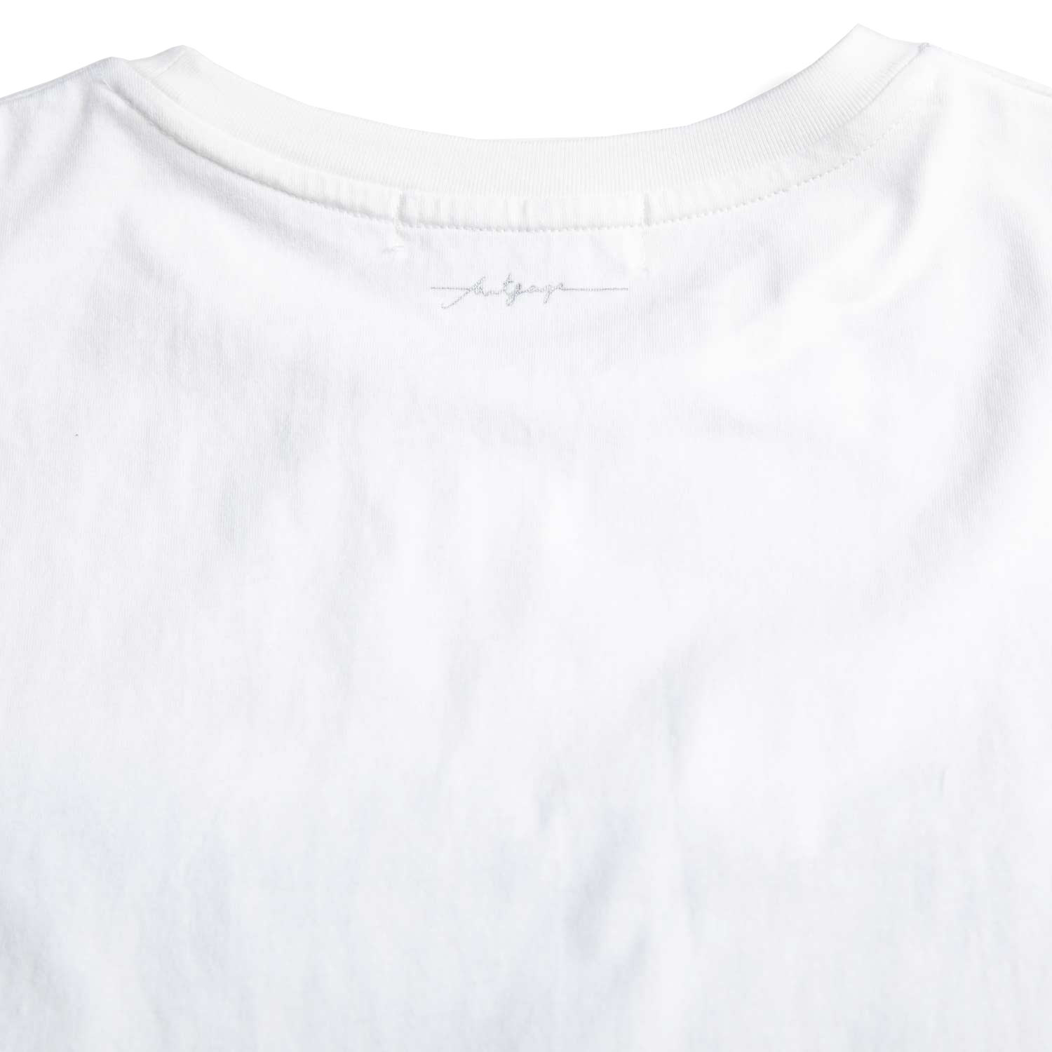 ���إӥ�����Tee