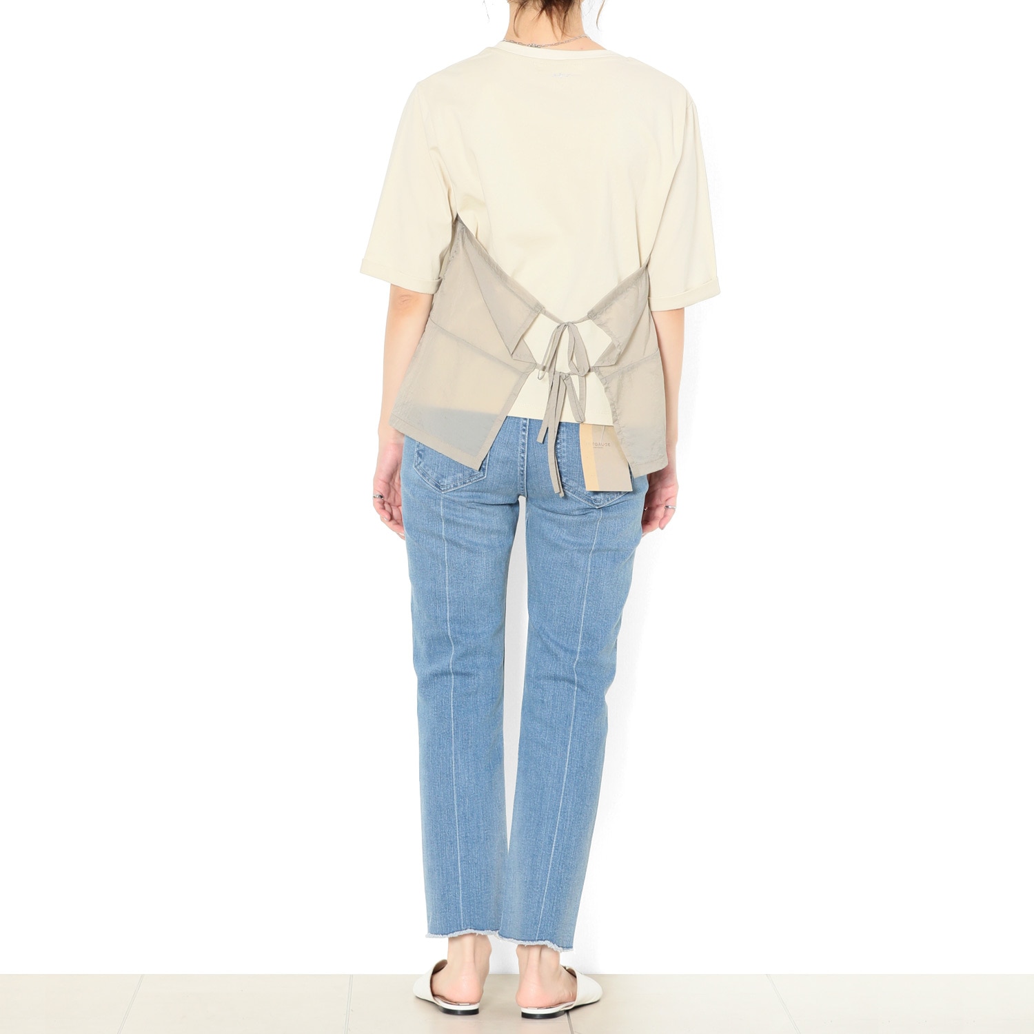 ���إӥ�����Tee