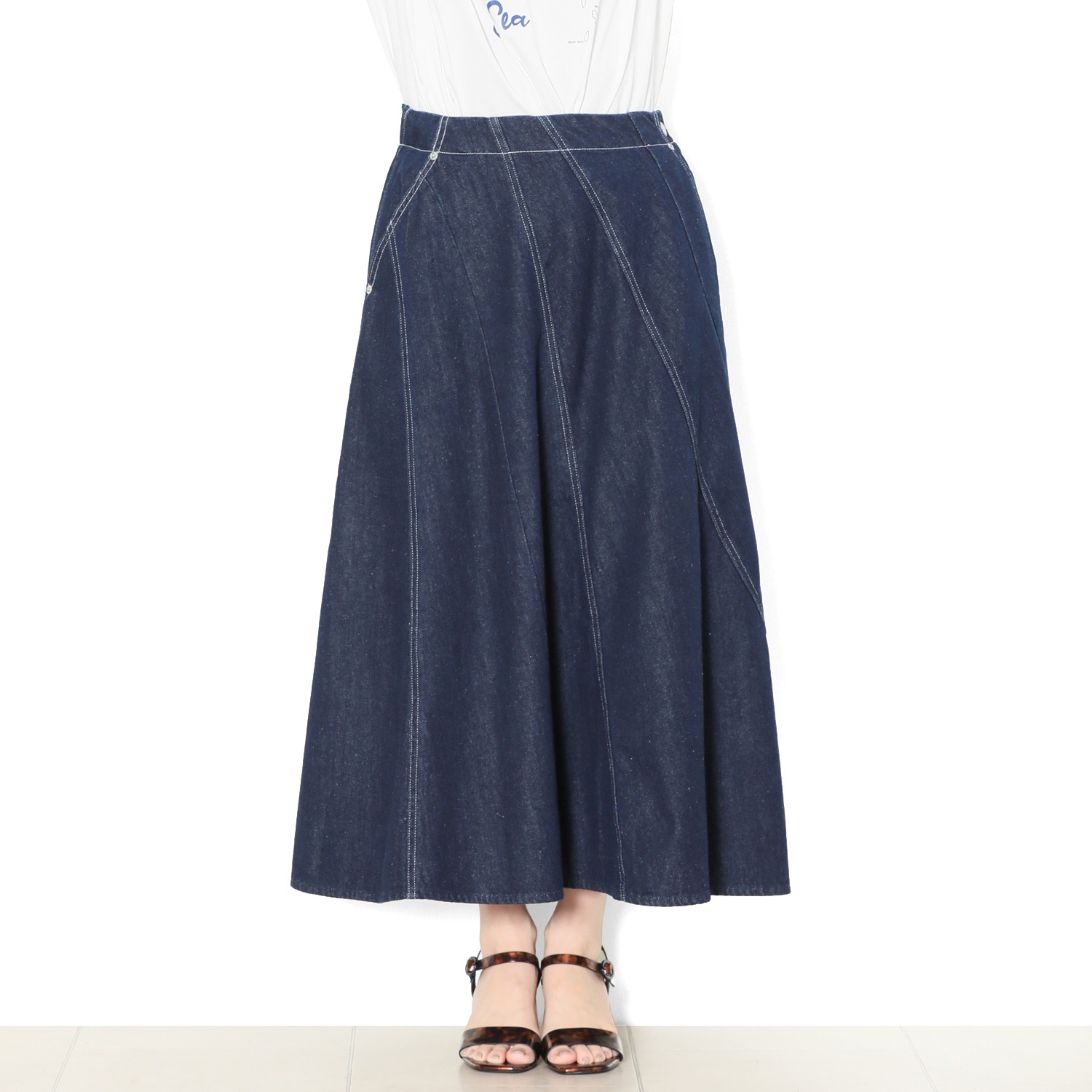 �ǥ˥�ѥ饽�륹������