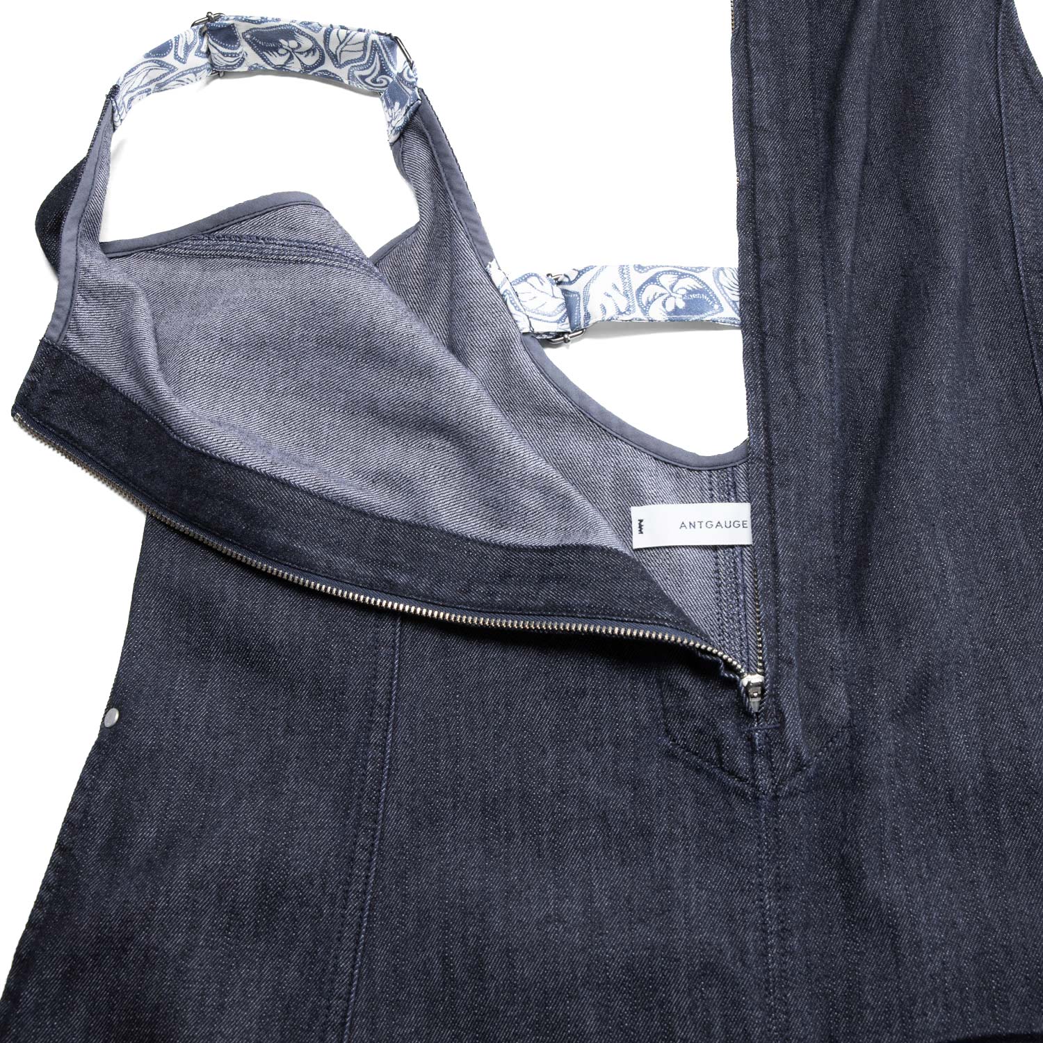 �ǥ˥���ԡ���