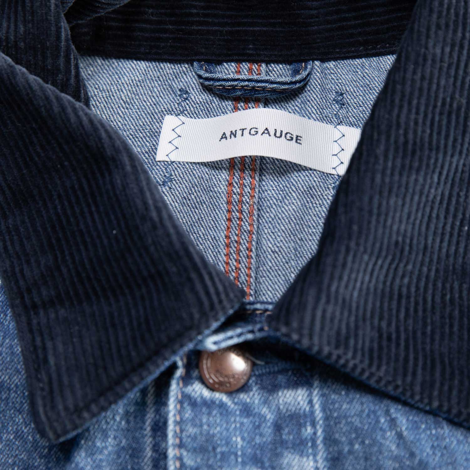 �ǥ˥५�С�������